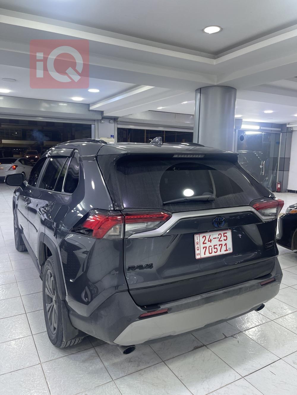 تويوتا راف 4